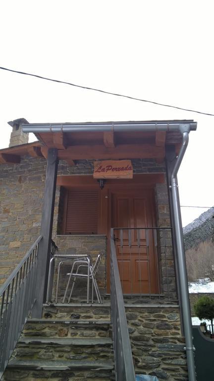 La Perxada De Besoli Areu Buitenkant foto
