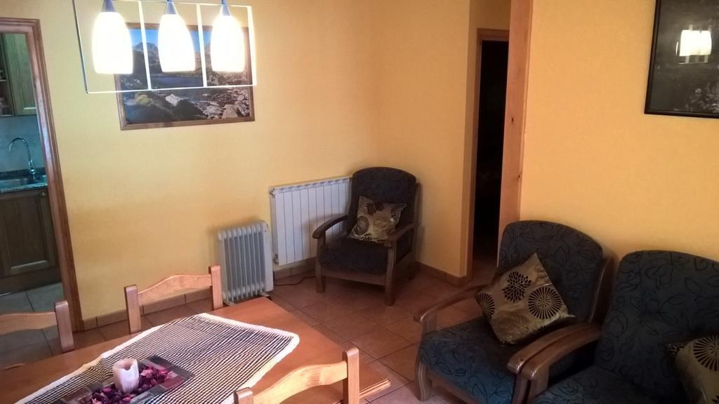 La Perxada De Besoli Appartement Areu Buitenkant foto